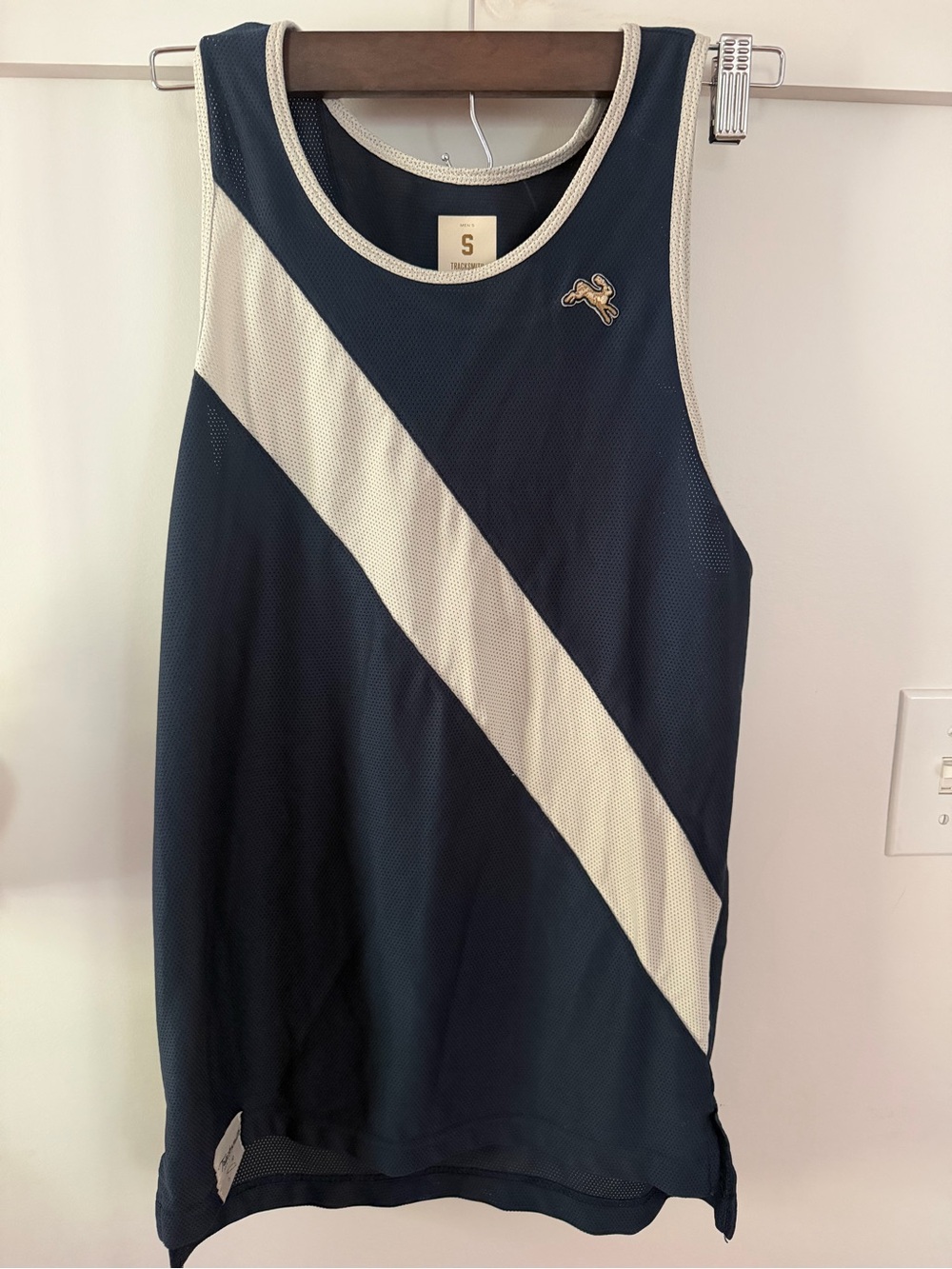 Tracksmith Strata Singlet Tank Navy and Cream Diagonal Stripe. Mens Small.